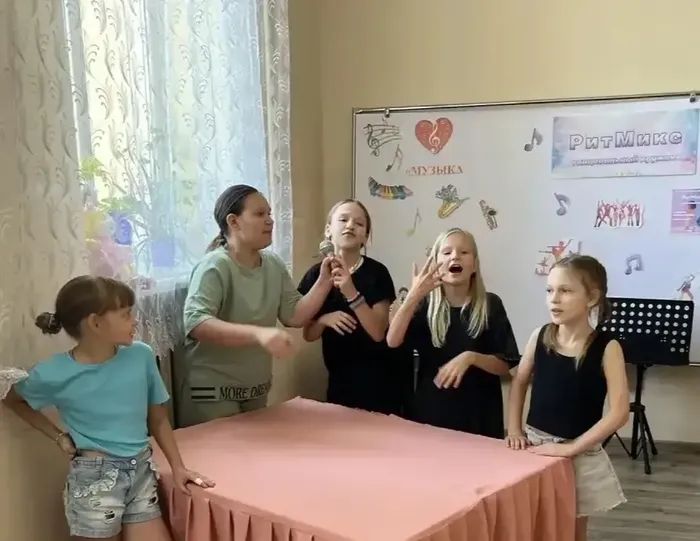 i (4)