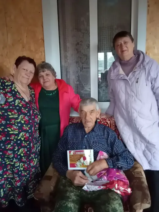 i (92)
