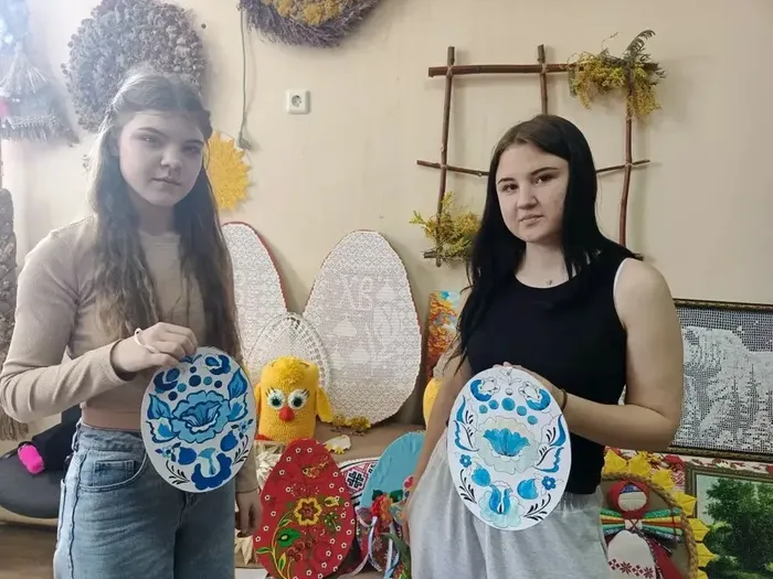i (15)